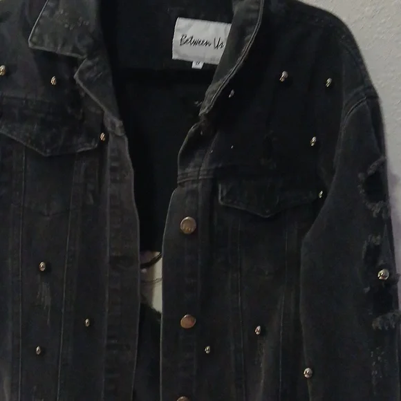 Between Us Distress Black Jacket - Picture 5 of 9